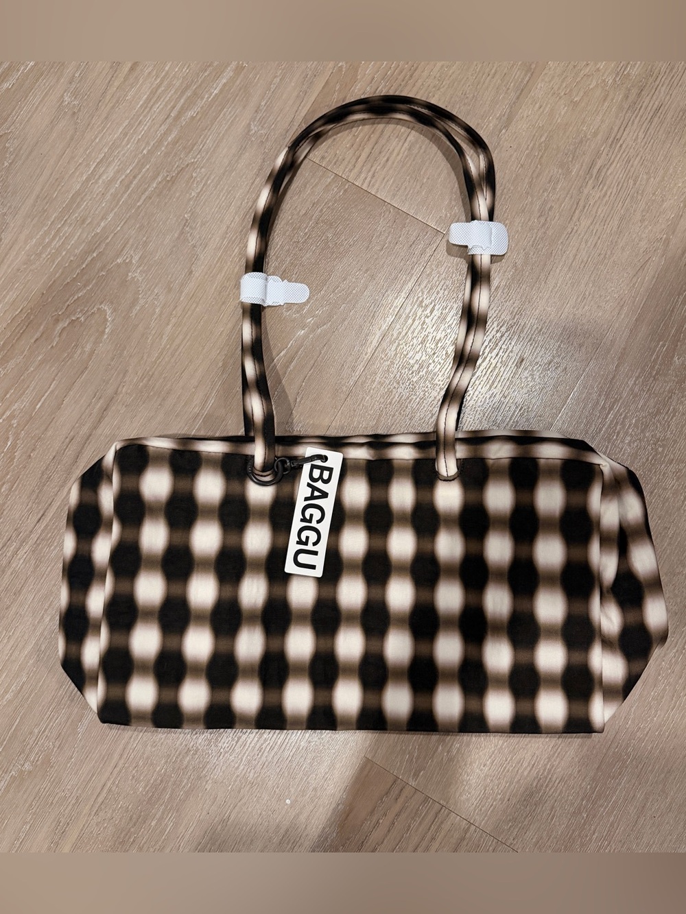NWT Baggu blurred gingham medium bowler bag